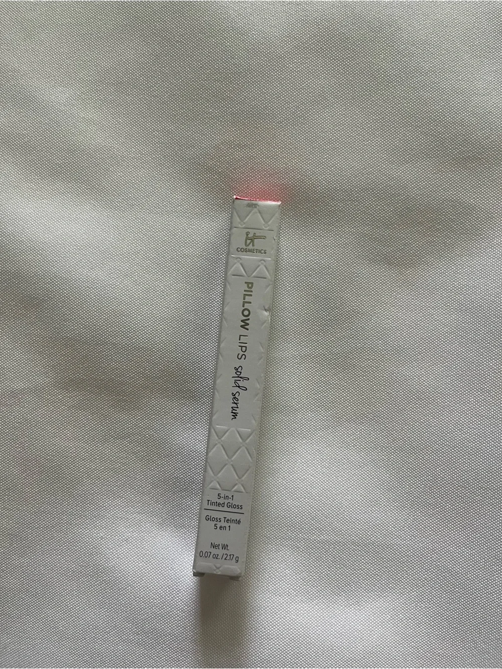 IT Cosmetics Pillow Lips Solid Serum Lip Gloss Shade Wink Full Size 2.17 G NWT